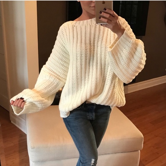 Wishlist Sweaters - NEW Girlfriend Oversized Sweater in Ivory